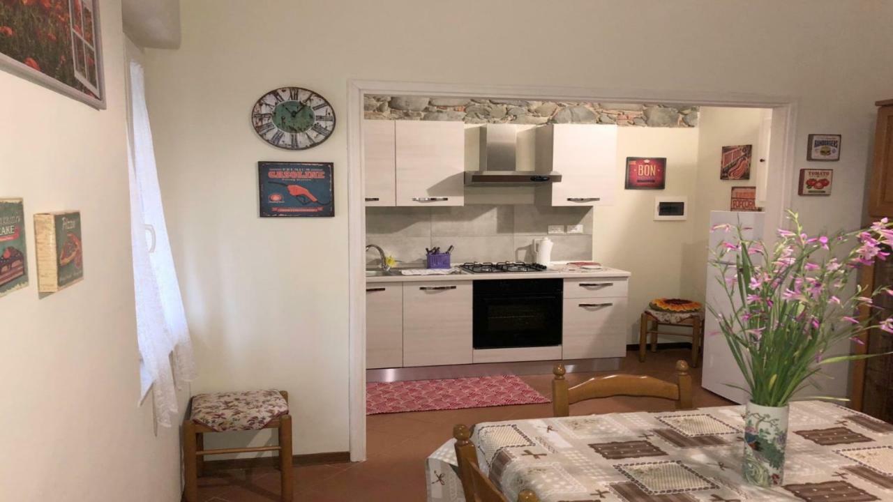 Casa Vacanza Ilia Pescia Extérieur photo