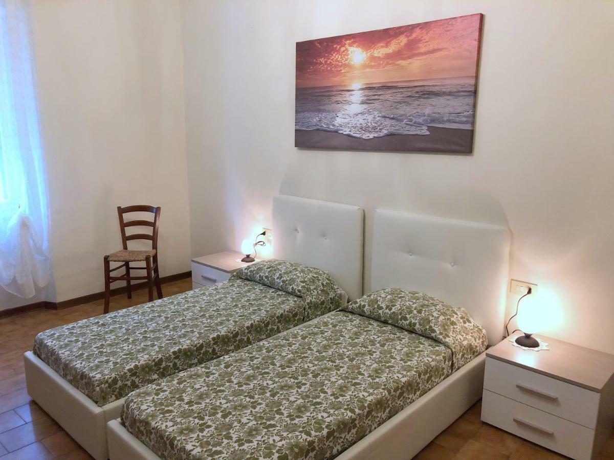 Casa Vacanza Ilia Pescia Extérieur photo