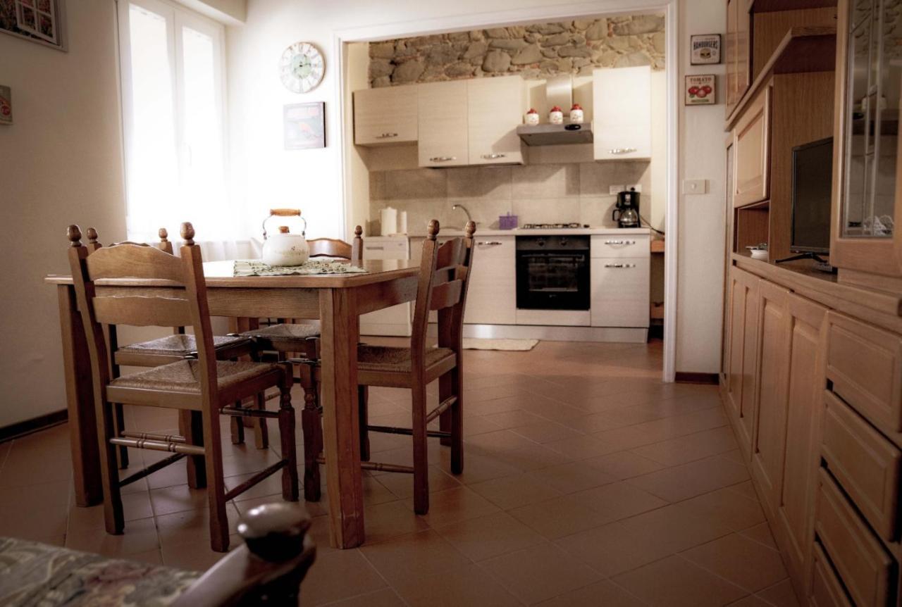 Casa Vacanza Ilia Pescia Extérieur photo