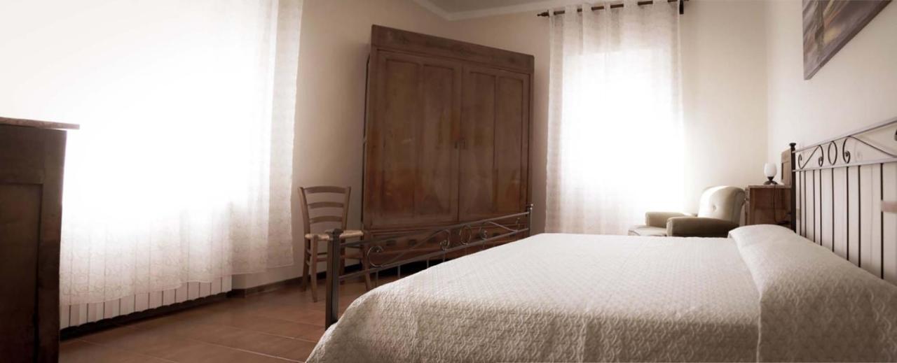 Casa Vacanza Ilia Pescia Extérieur photo