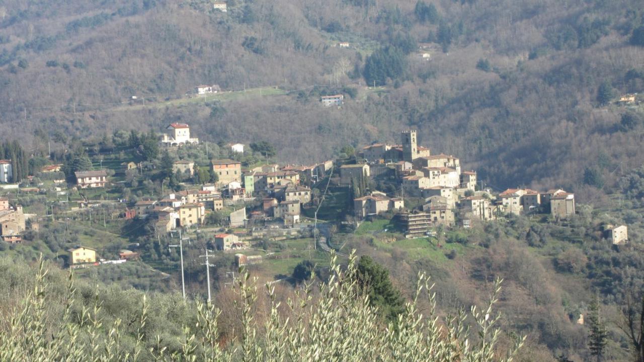 Casa Vacanza Ilia Pescia Extérieur photo