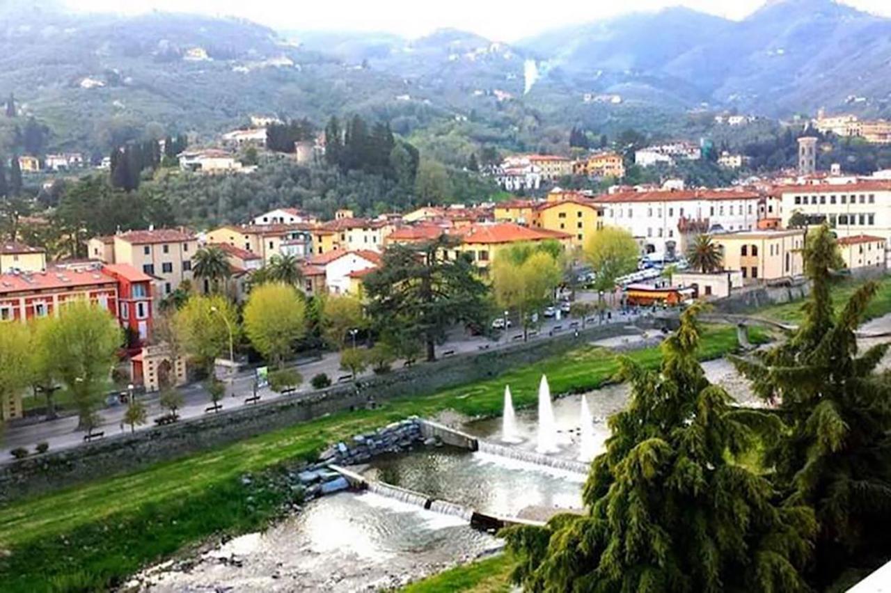 Casa Vacanza Ilia Pescia Extérieur photo